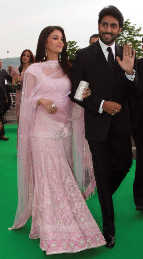 Aishwarya rai wedding Anniversary Pictures |Shaadi