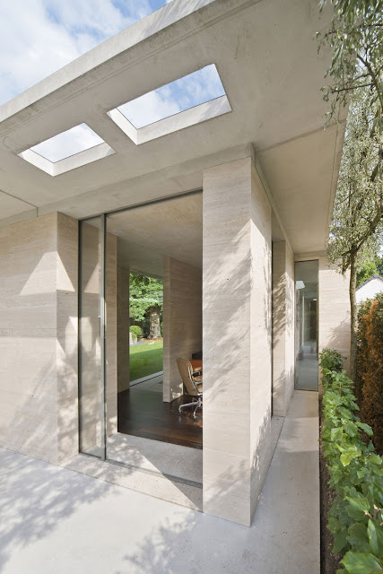 Concrete Ceiling, Glass Windows Matched with Concrete Wall