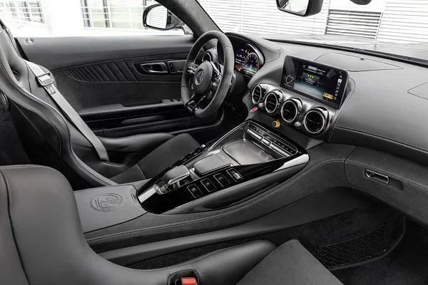 Interior Mercedes-AMG GT R PRO
