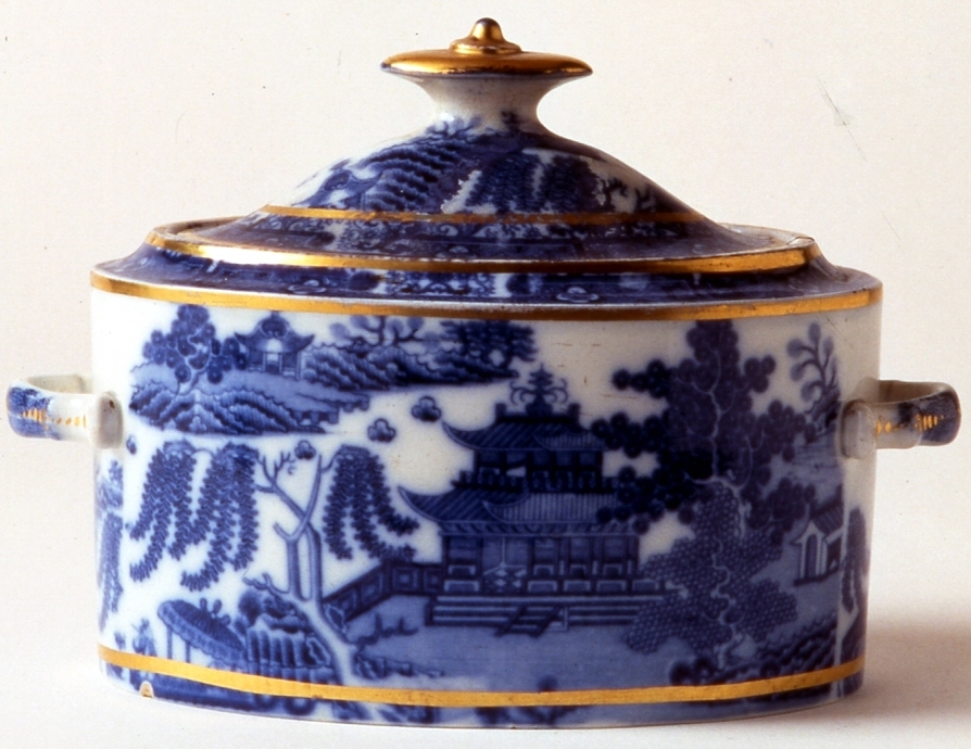 Spode History And Willow Pattern Spode Sugar Box Old Oval Shape Rock Pattern Pearlware Printed Underglaze Gilded C1795