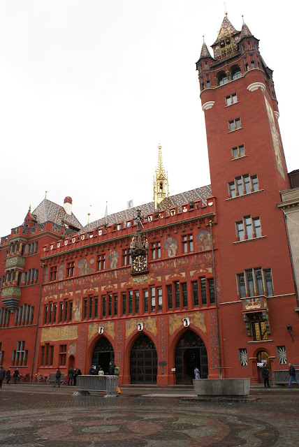 Rathaus Basel Roothuus