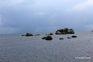 pantai tanjung tinggi belitung