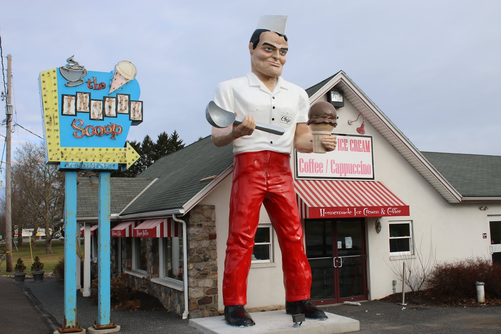 PA's Muffler Man Sculptures A Slice of Kitsch Roadside Americana