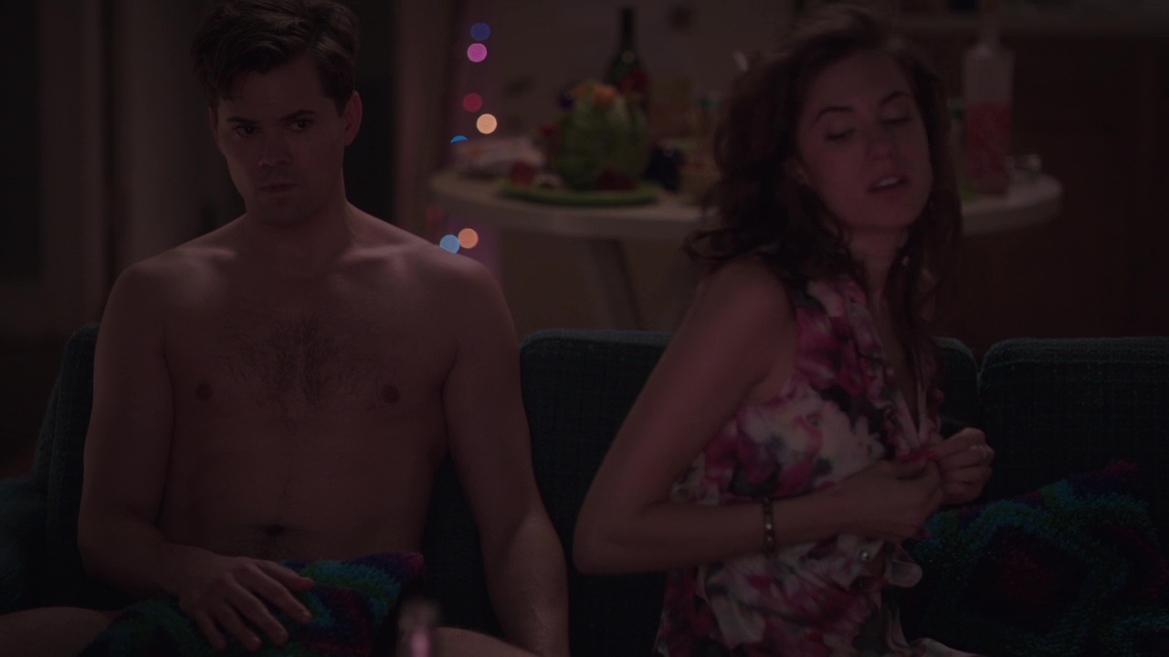Andrew Rannells nude in Girls 2-01 "It's About Time.