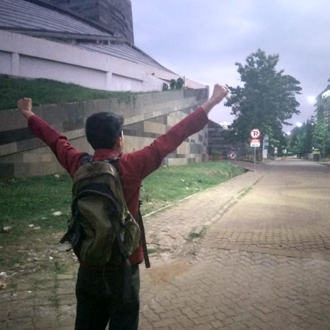 Membuka Sekat Batasan