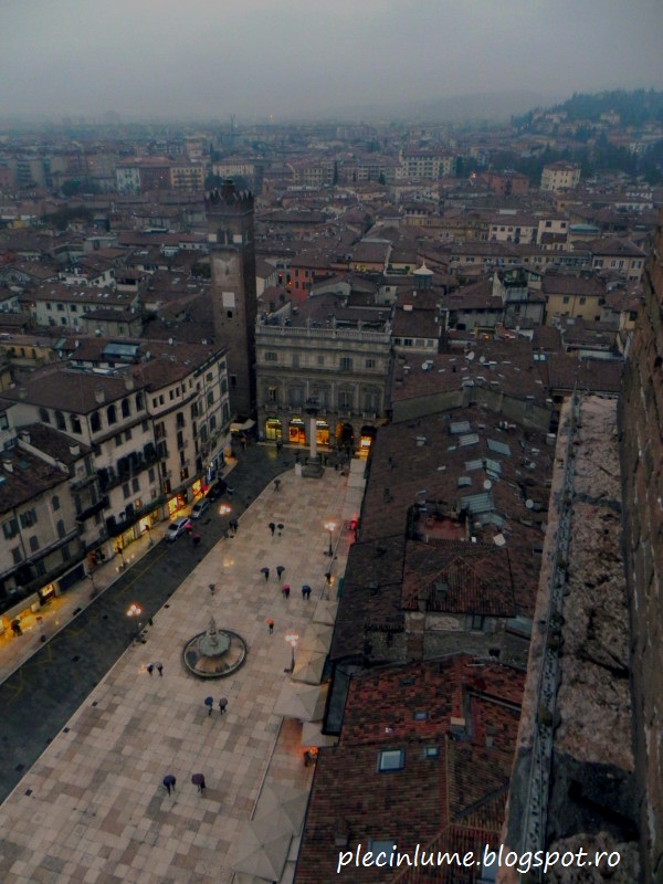 Piazza delle Erbe, Verona