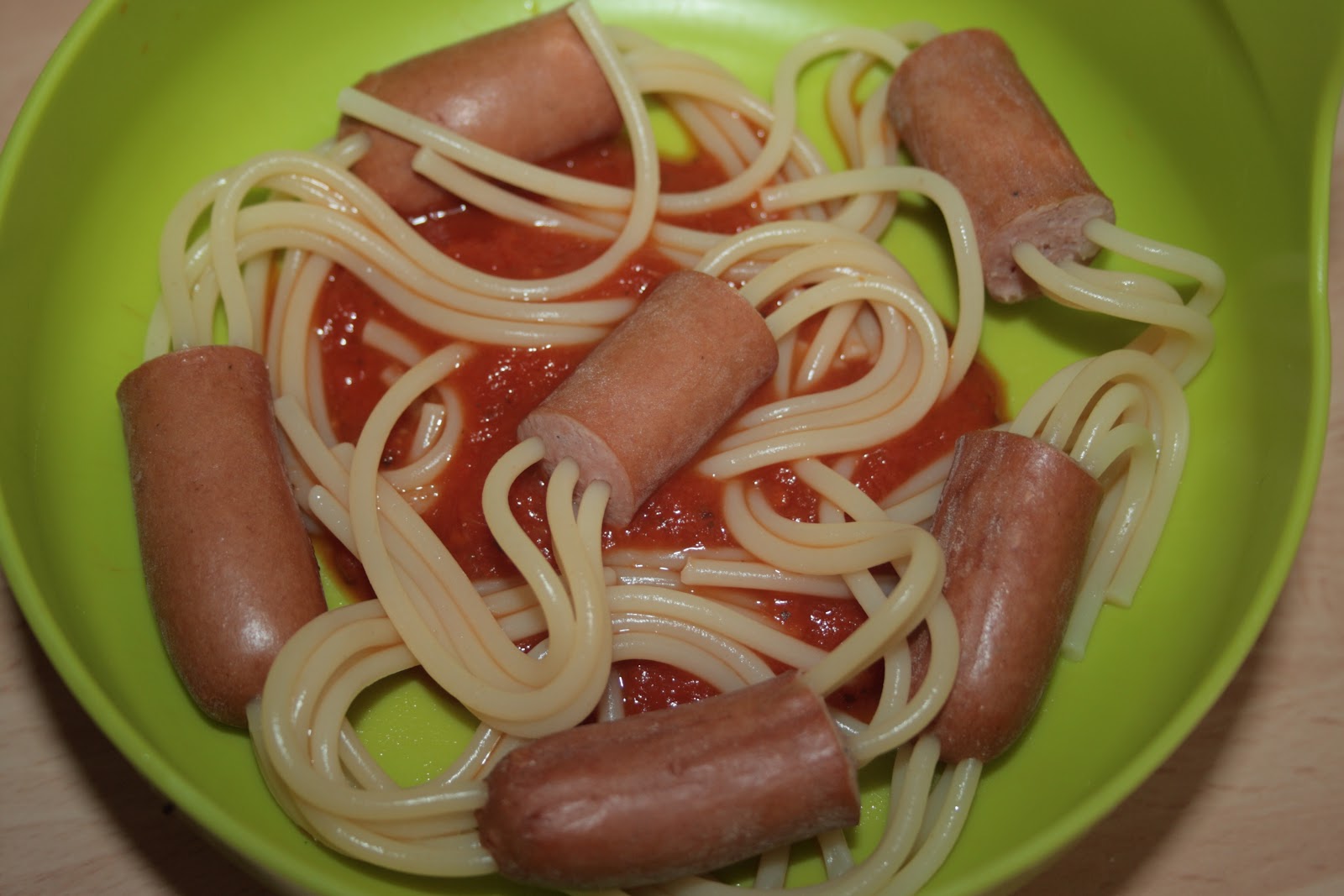 Cakes, Bakes and Makes Sausage and Spaghetti Spiders