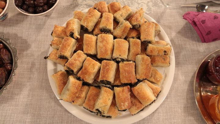Nurselin Mutfağı 26 Haziran Otlu Patatesli Nişastalı Börek Tarifi izle