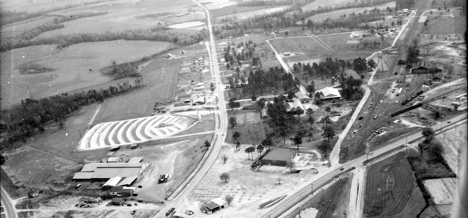 IMAGES OF OUR PAST AERIAL VIEWS OF EAST DUBLIN 1950S