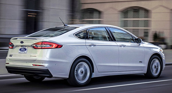 burlappcar-ford-fusion-2019-3.jpg