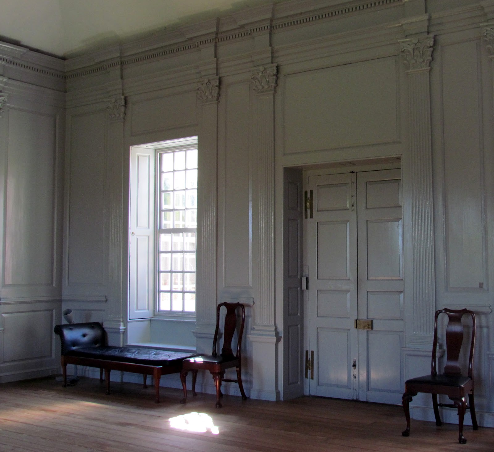 My picture pages Robert E. Lee's Plantation