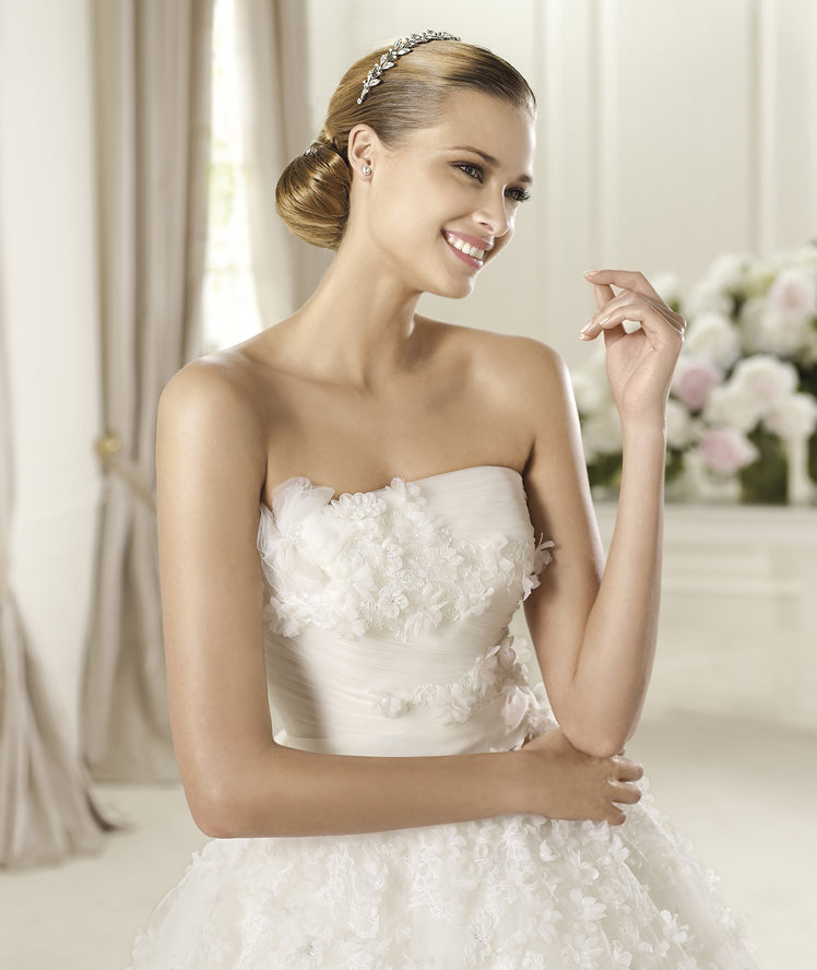 Wedding Dresses - AisleStyle.co.uk | THE TWINS' WARDROBE