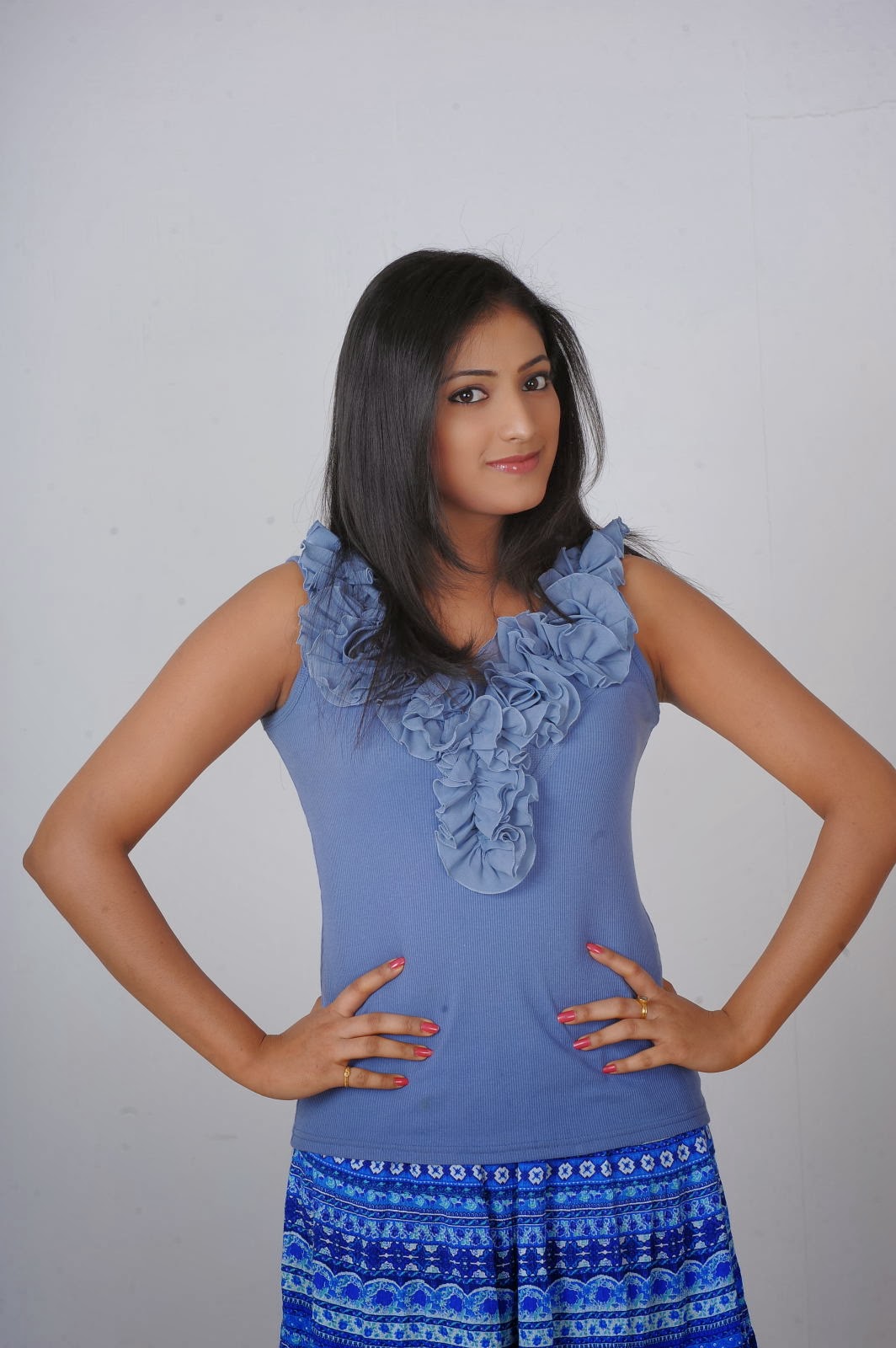 Real Indian Girls Pics Haripriya Latest Photoshoot Gallery