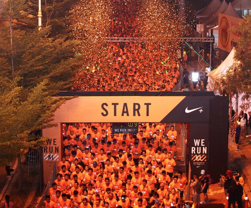 RUNNING WITH PASSION: Media Release: Nike We Run KL 21K Sees 8,987 Runners Show The Results of having Trained Like An