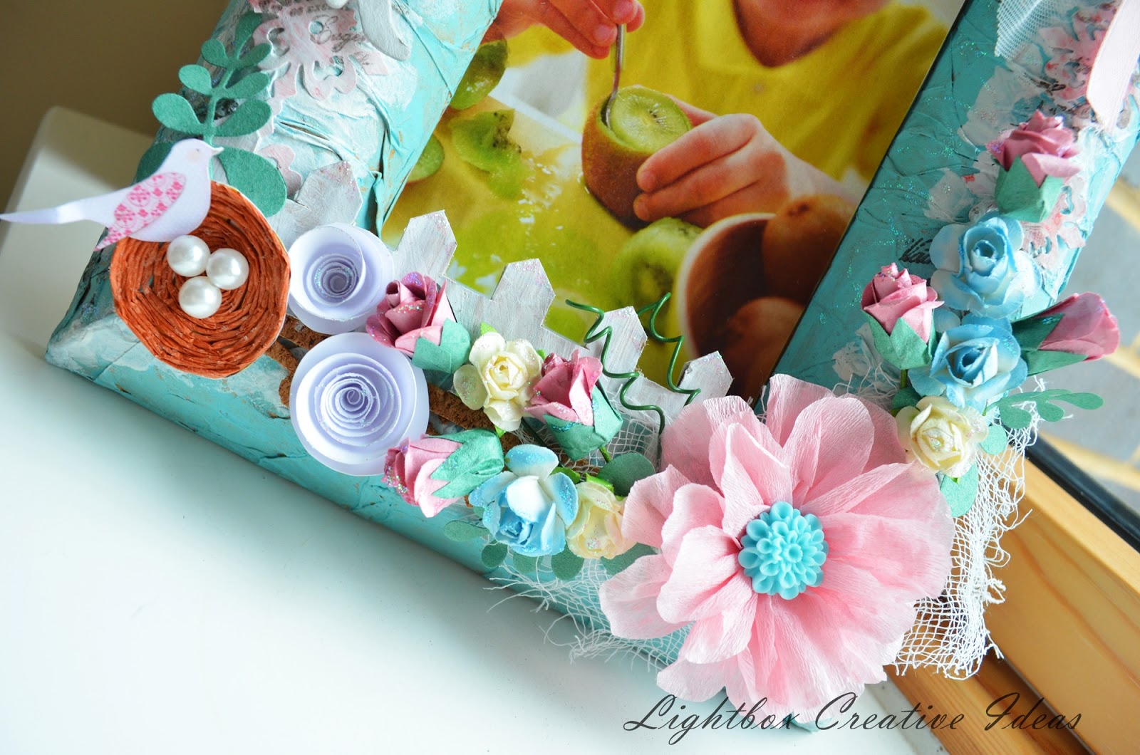 Lightbox creative Ideas: Handmade frame :)
