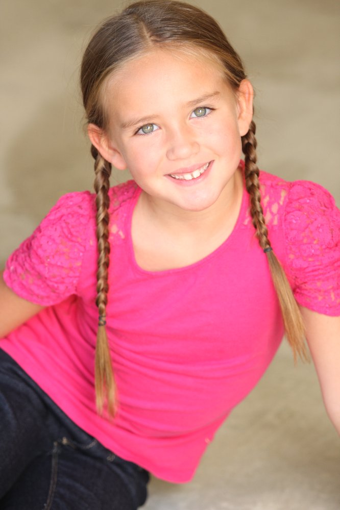 Hannah Johnson movies list and roles (Abandoned Dead, Humans vs Zombies