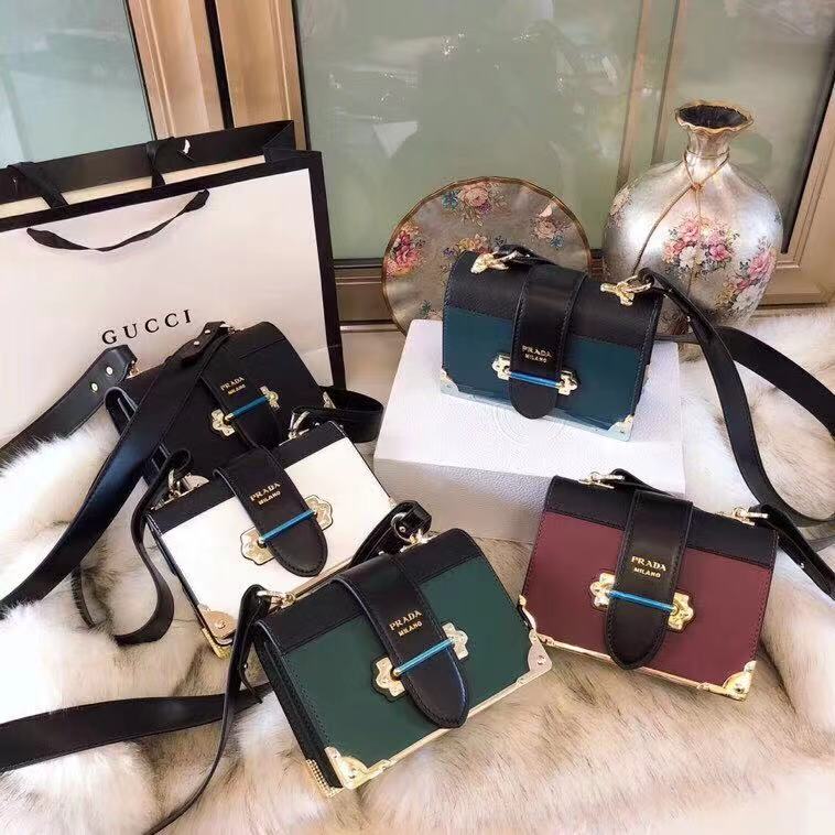 prada sling bag 2018