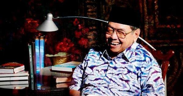 Presiden Ke4 Republik Indonesia Biografi Singkat KH