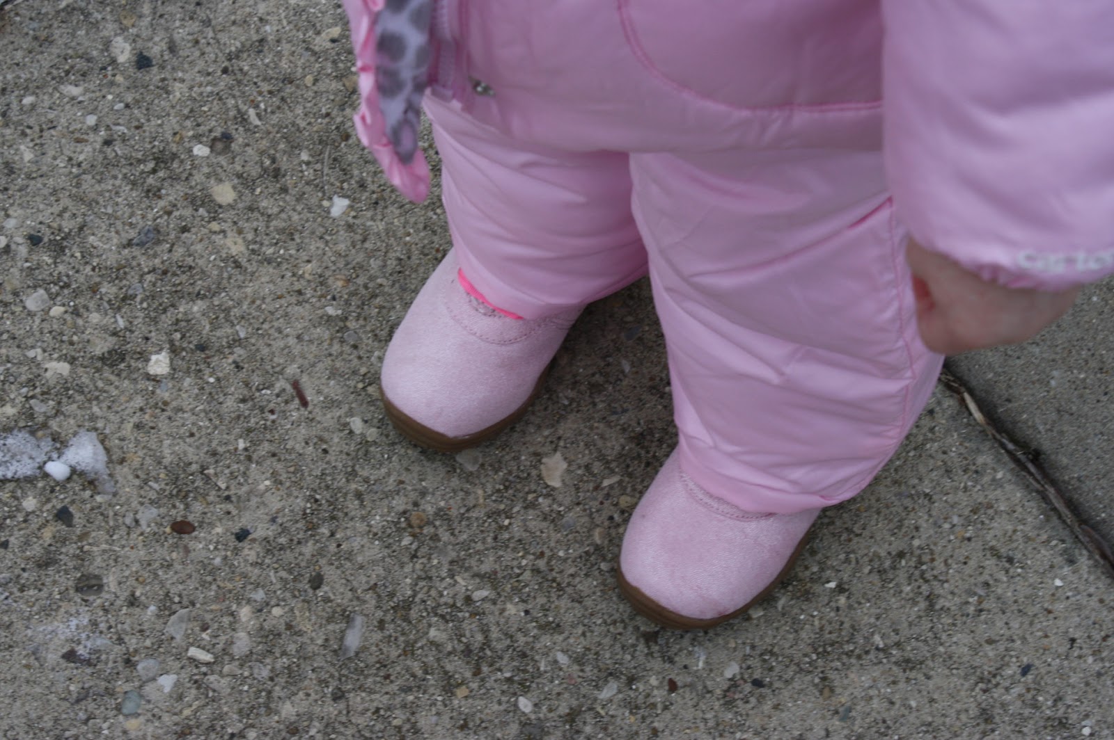 The Torres Family: Snowsuits!!!