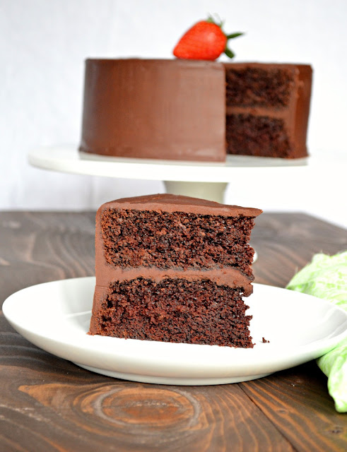 Moist-Chocolate-Cake-With-Ganache-Frosting.jpg 