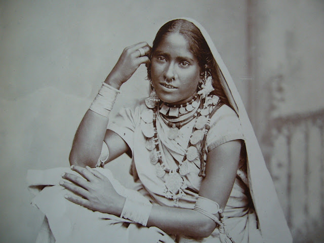 Portrait+of+a+woman+-+India+Undated+Photo