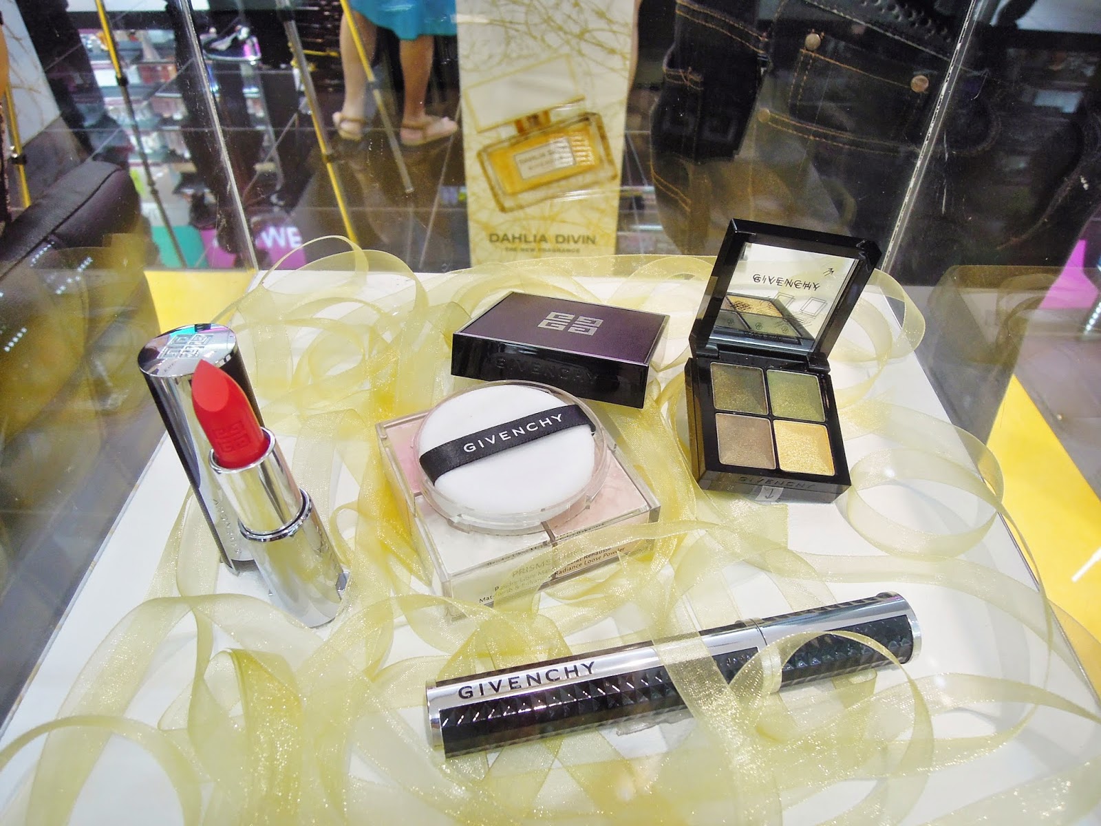 ~Dreamer~: Givenchy Dahlia Divin Perfume launch