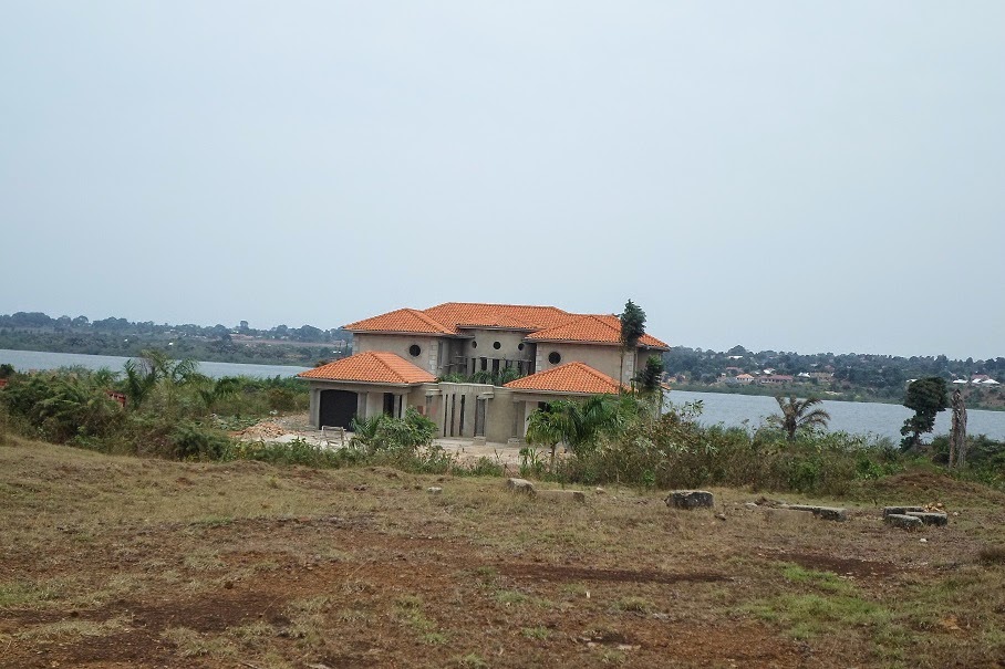 HOUSES FOR SALE KAMPALA, UGANDA LAND FOR SALE GARUGA, ENTEBBE ROAD