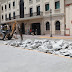 Iniciaron las obras de remodelación de la plaza, frente a Palacio Municipal