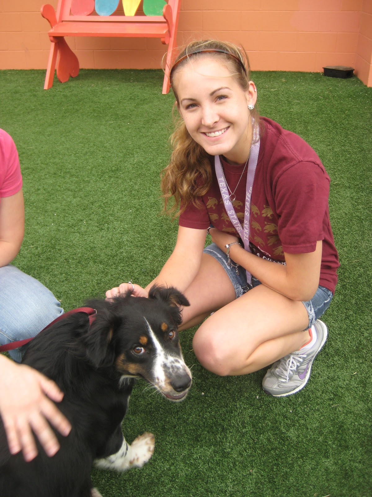San Marcos Animal Shelters 32 - s7b7b4a