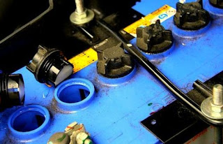 MOBIL-MOBIL: Air Accu/Aki Cepat Habis Dan Jenis Accu