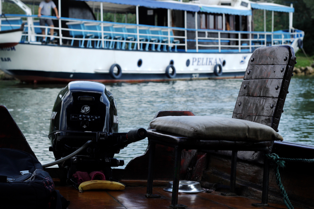 BLOG-MODE-HOMME-VOYAGE-Lifestyle-montenegro-skadar-lake-lac-golden-frog-cruise-croisiere-chataigne-d-eau-nationl-park-icredible-landcape-nature