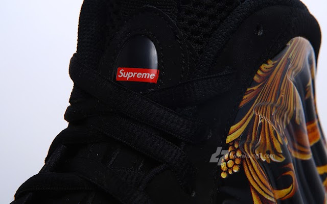 TODAYSHYPE: Supreme x Nike Air Foamposite One “Black” Detailed Images
