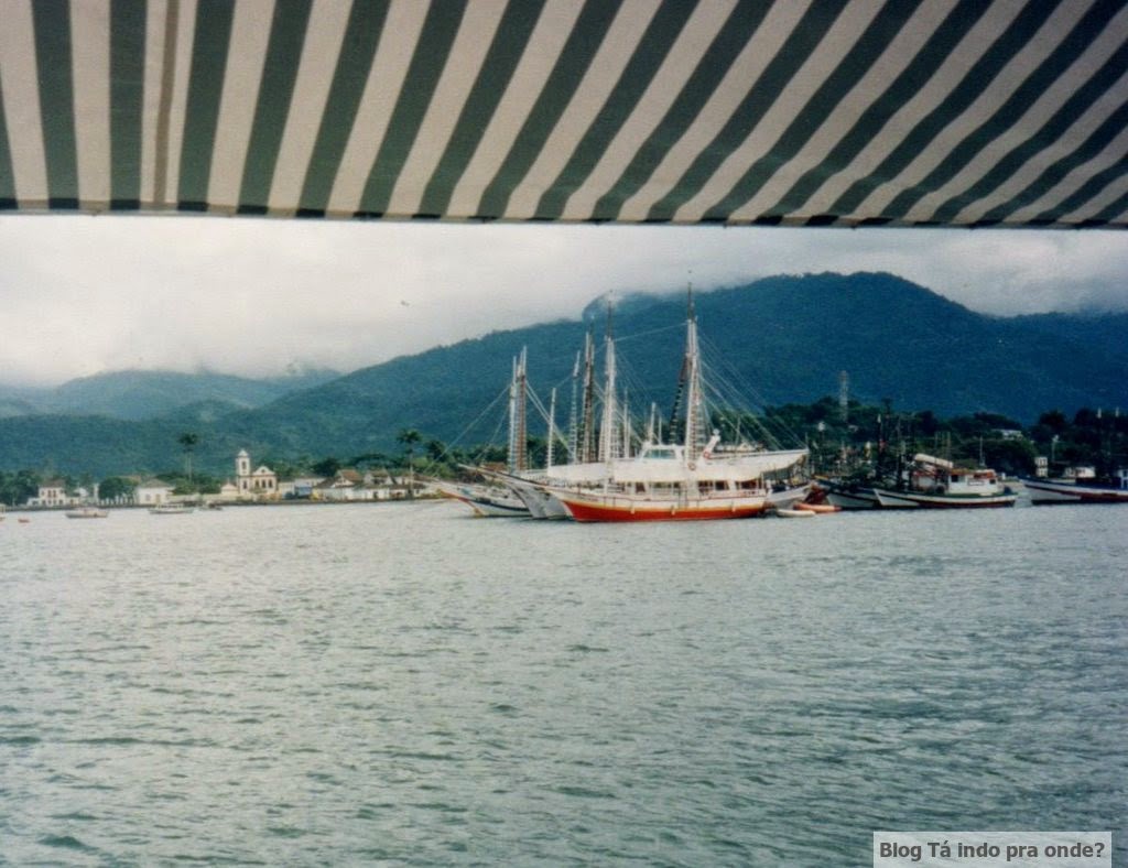 passeio de barco em Paraty