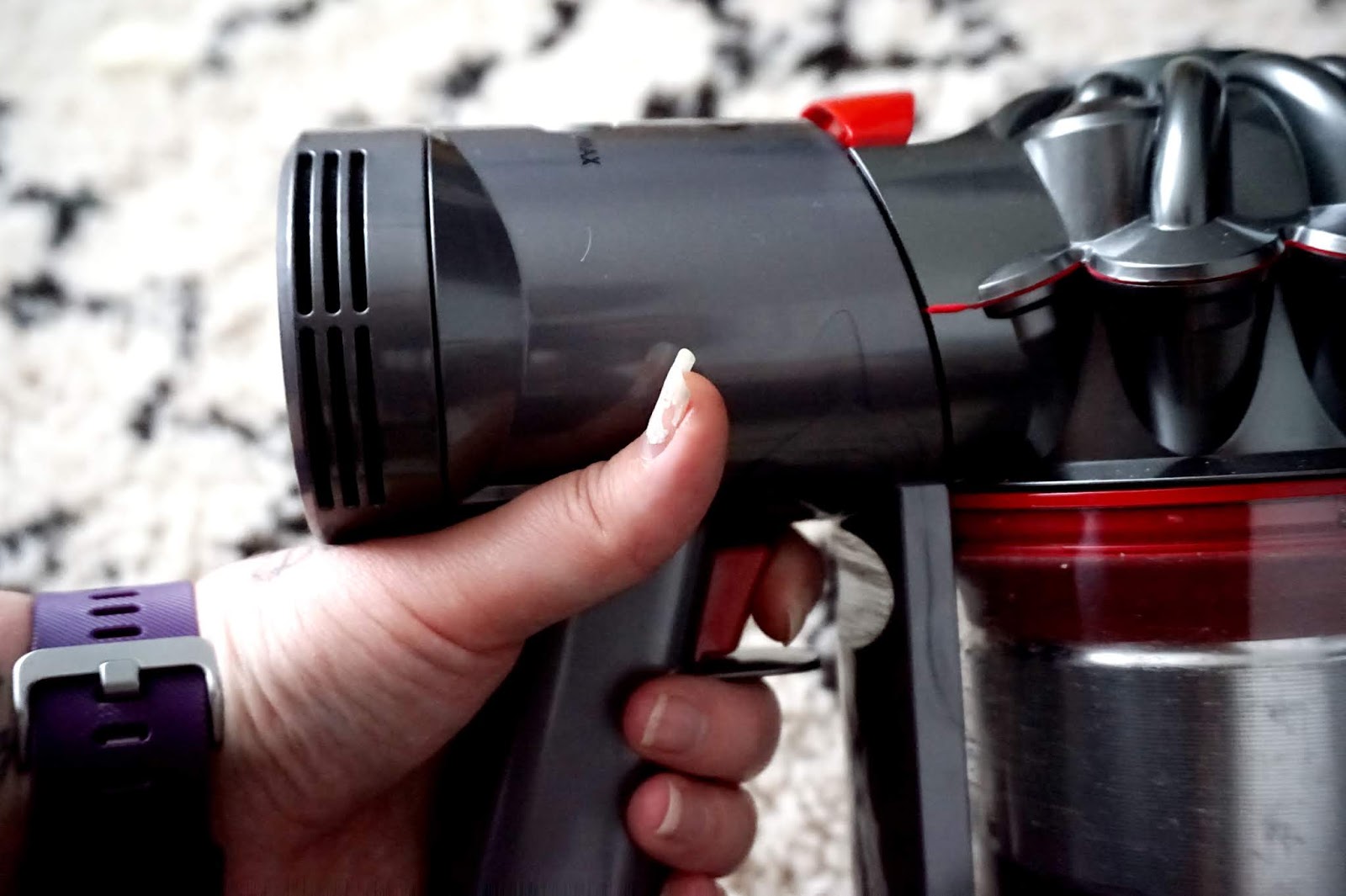 Dyson V7 Trigger Handheld Vacuum Cleaner Review Beth Owen