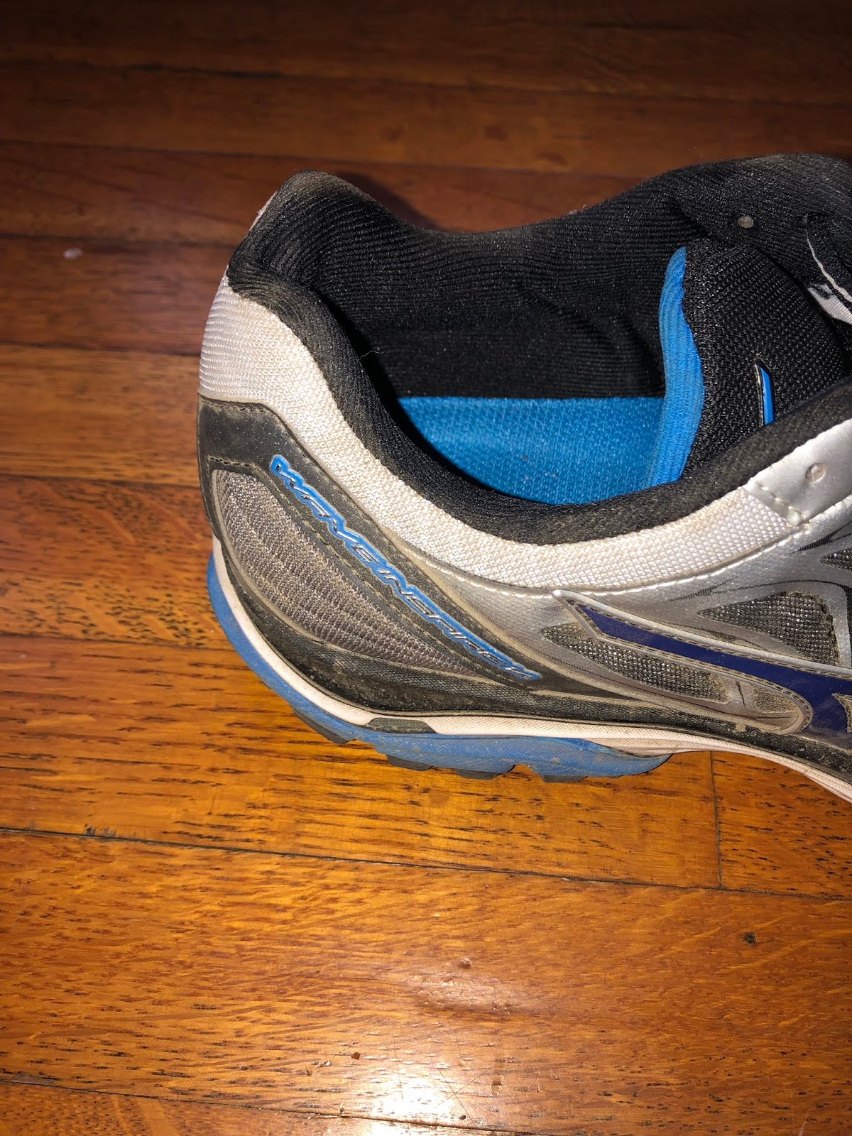 mizuno wave rider 14 2015