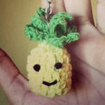 https://oceansoriginals.wordpress.com/2017/07/13/pineapple-amigurumi-key-chain/