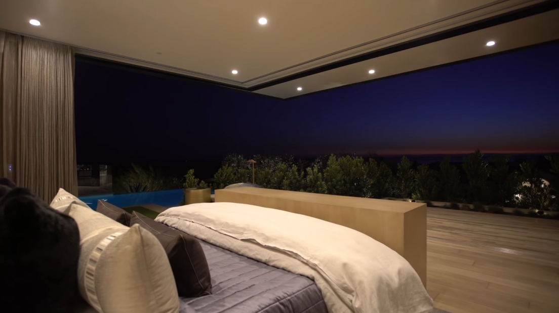 45 Interior Design Photos vs. Tour 4501 Camden Dr Luxury Home
