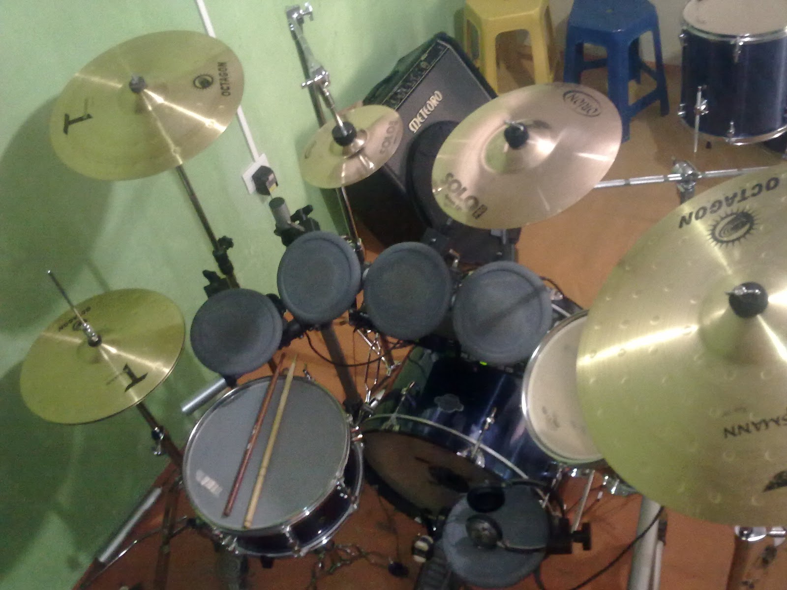 Home Studio e Bateria Bateria Híbrida