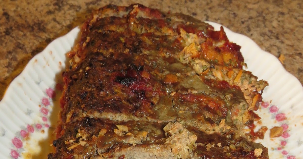 Cuisine chic et simple Délicieux pain de viande, sauce tomate au vinaigre balsamique et au parmesan