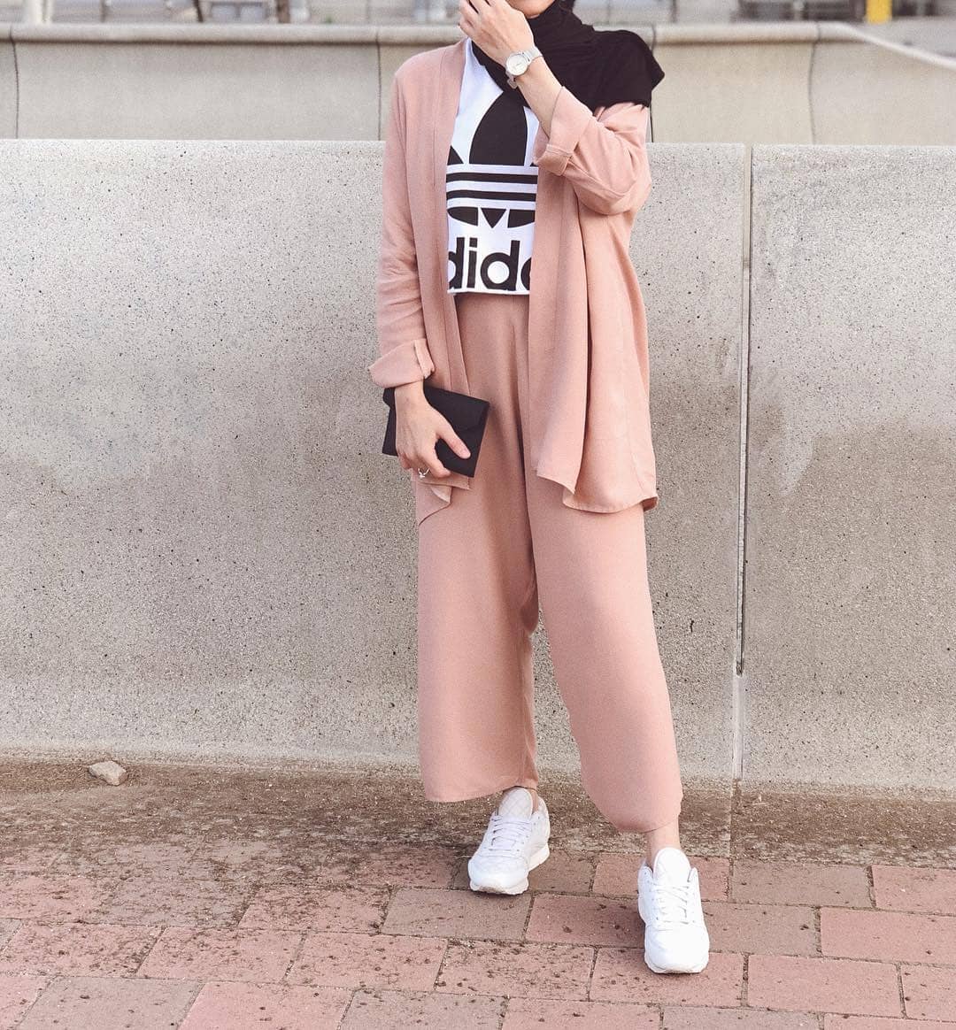 Une Variete De Styles Hijab Moderne A Essayer Guide Etape Par Etape Hijab Fashion And Chic Style