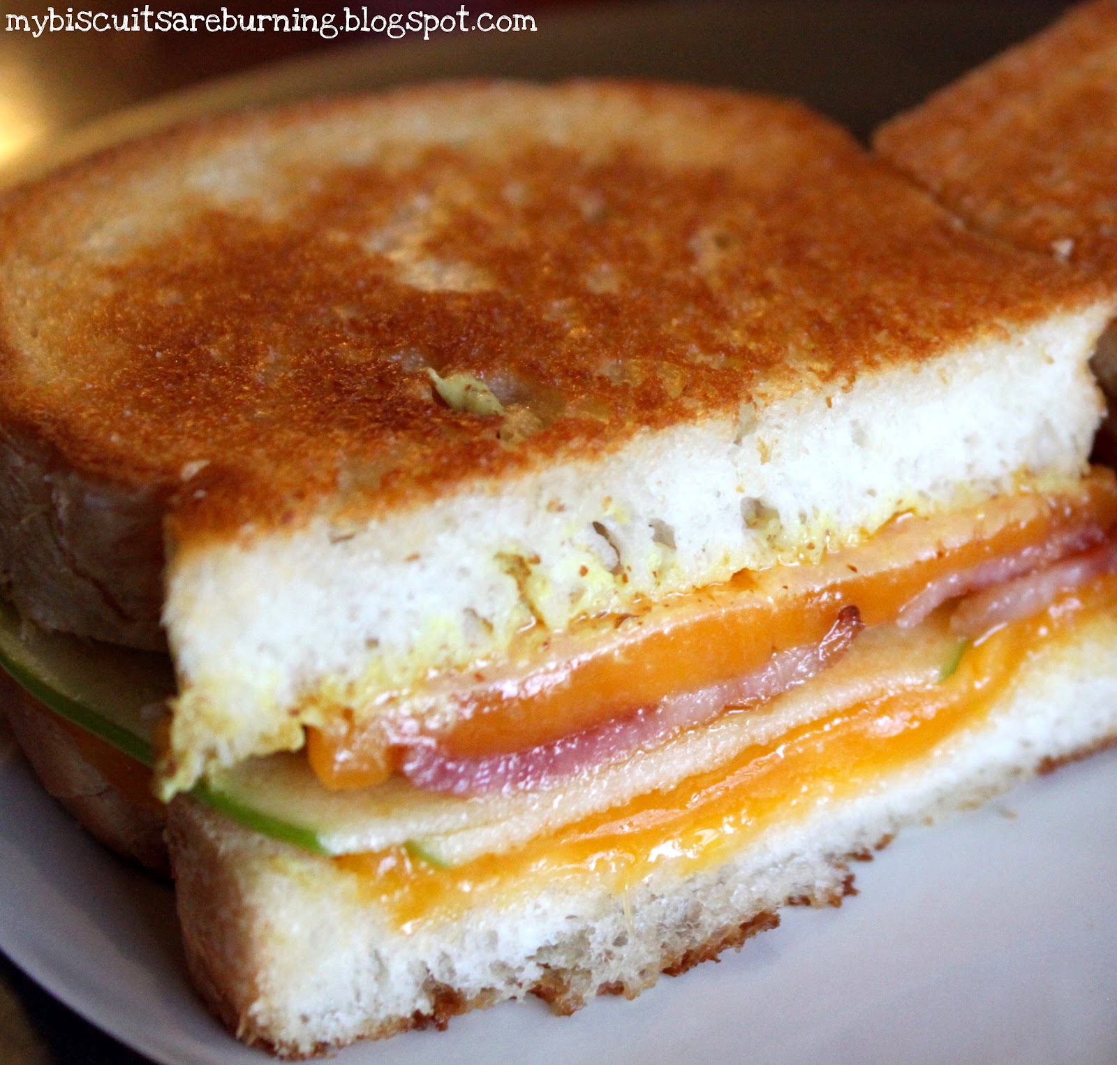 Grilled Cheese with Bacon and Apple