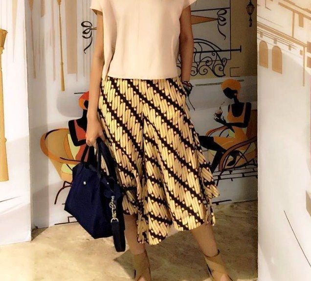  32 model  rok  batik  panjang pendek  modern untuk pesta 
