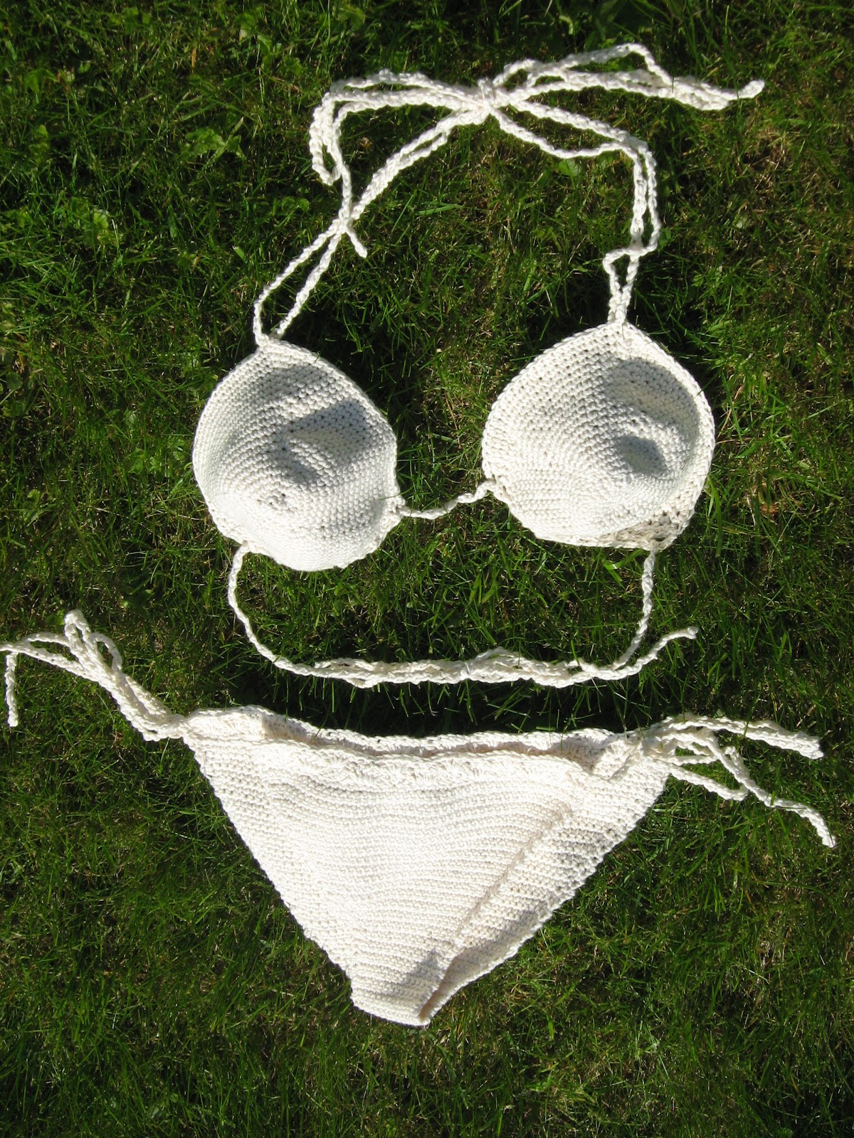 Heklet Bikini Top Med Halterneck Fra Craftsy