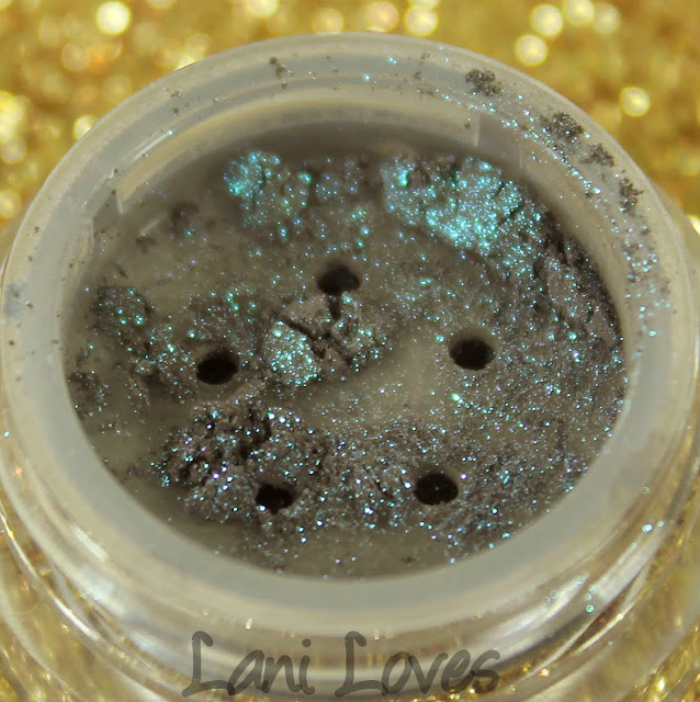 Darling Girl Cosmetics Eyeshadow - Still Fangirling Swatches & Review