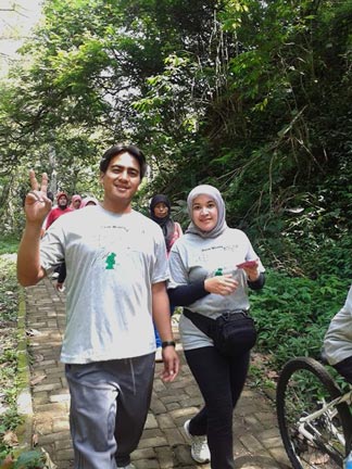 Pak Kades Ciburial dan Bu Kades