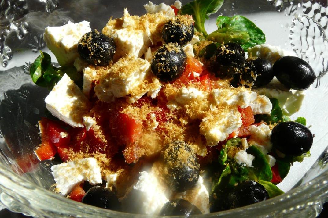 Kulinarische Welten zu Fisch- und Meeresfrucht: Bottarga-Salat