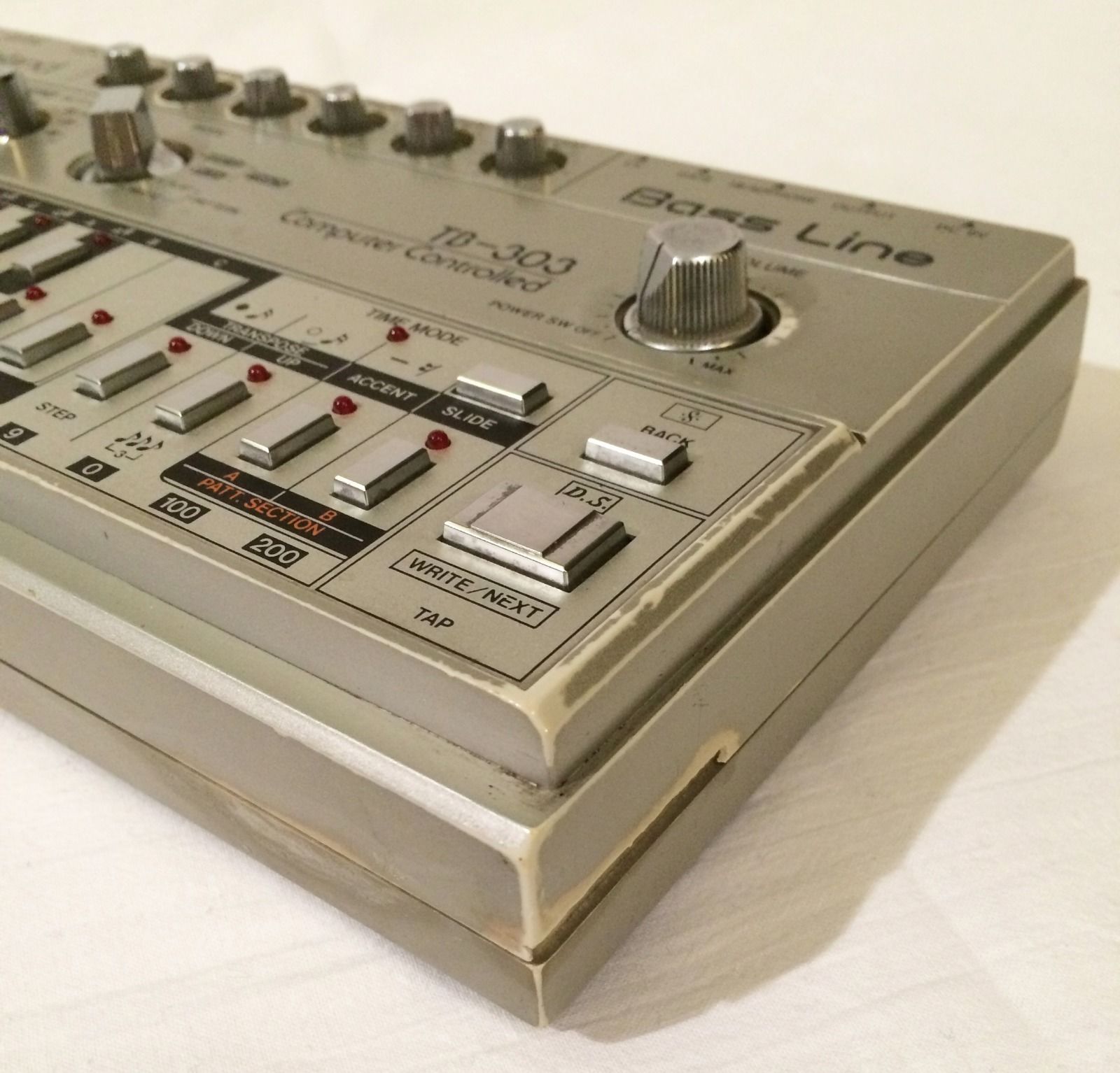 MATRIXSYNTH Roland TB303 Bass Line Synthesizer With Kenton Midi Interface