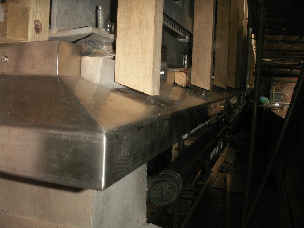 D.R. INTERIORS Stainless steel flashing Site Exeter Museum, Exeter UK