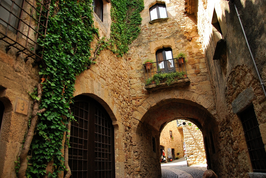 Les 12 Plus Beaux Villages d'Espagne Les 12 Plus Beaux Villages d'Espagne