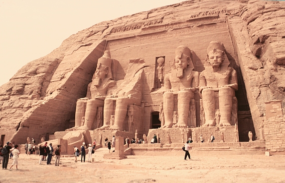 The Velvet Review Art Throughout The Ages Egyptian 3100 BC 30 BC the-velvet-review-art-throughout-the-ages-egyptian-3100-bc-30-bc